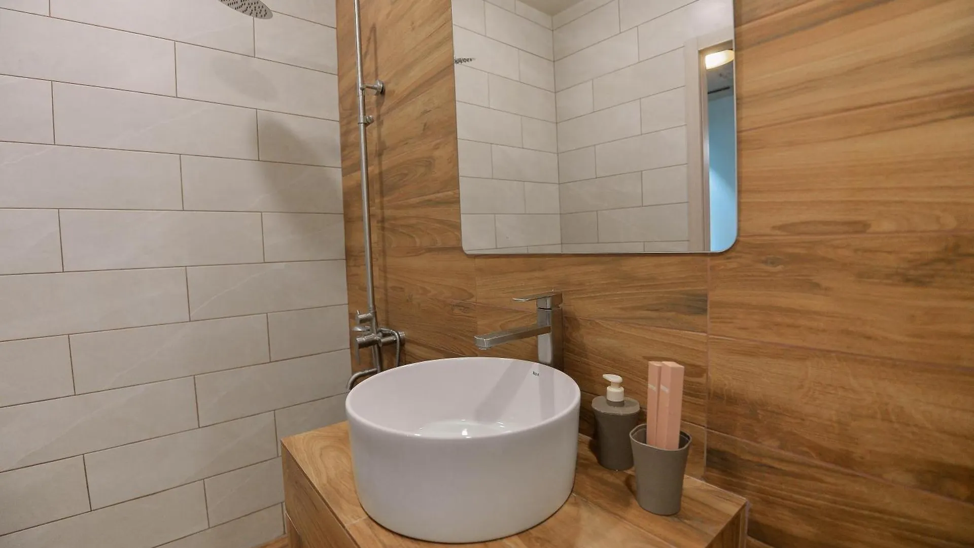 Cozy And Peaceful Apartment For Travelling Tbilisi
